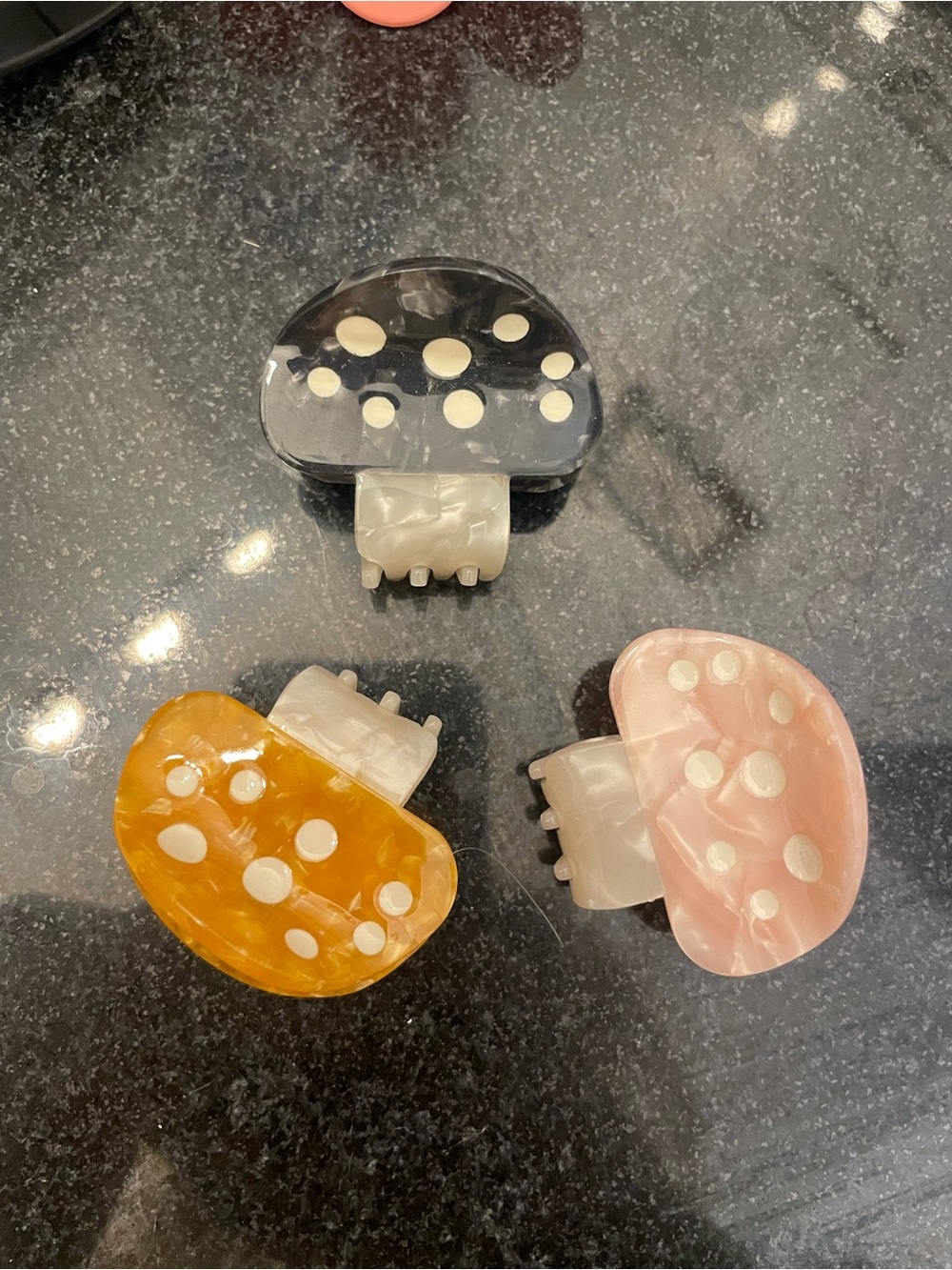 Hair Clips - Picture 2 of 5